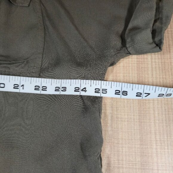 Chico's Army Green Button Up Top Women Size 16 Casual Bohemian Preppy - Picture 4 of 6